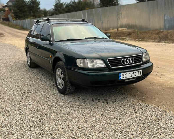 Зеленый Ауди А6, объемом двигателя 2.46 л и пробегом 300 тыс. км за 4000 $, фото 1 на Automoto.ua