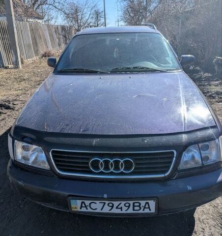 Зеленый Ауди А6, объемом двигателя 2.46 л и пробегом 300 тыс. км за 1815 $, фото 1 на Automoto.ua