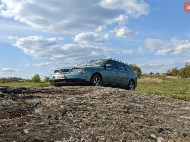 Зеленый Ауди А6, объемом двигателя 2.4 л и пробегом 295 тыс. км за 2600 $, фото 1 на Automoto.ua