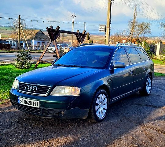 Зеленый Ауди А6, объемом двигателя 2.5 л и пробегом 368 тыс. км за 2600 $, фото 1 на Automoto.ua