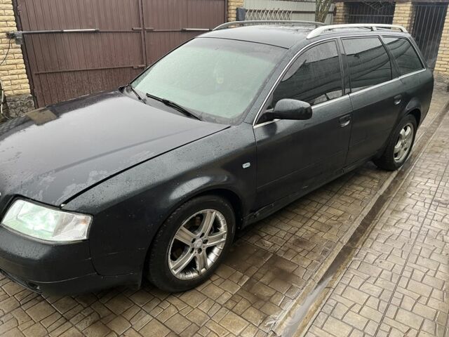 Зеленый Ауди А6, объемом двигателя 2.5 л и пробегом 400 тыс. км за 1000 $, фото 1 на Automoto.ua