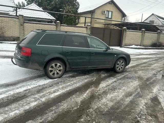 Зеленый Ауди А6, объемом двигателя 2.4 л и пробегом 240 тыс. км за 4000 $, фото 1 на Automoto.ua