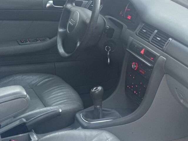 Зелений Ауді А6, об'ємом двигуна 1.9 л та пробігом 344 тис. км за 2950 $, фото 1 на Automoto.ua