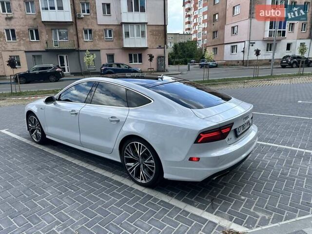 Белый Ауди A7 Sportback, объемом двигателя 3 л и пробегом 142 тыс. км за 24000 $, фото 1 на Automoto.ua
