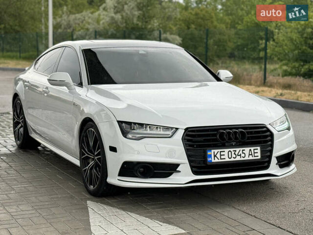 Белый Ауди A7 Sportback, объемом двигателя 3 л и пробегом 118 тыс. км за 31199 $, фото 1 на Automoto.ua