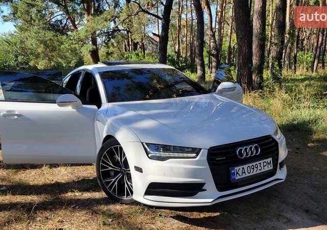 Белый Ауди A7 Sportback, объемом двигателя 3 л и пробегом 190 тыс. км за 24800 $, фото 1 на Automoto.ua