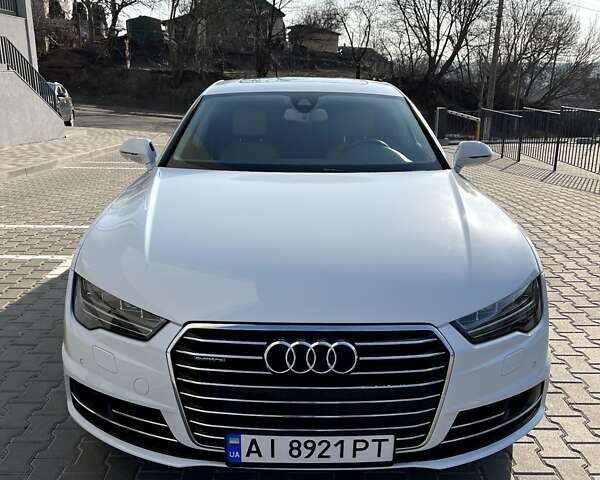 Белый Ауди A7 Sportback, объемом двигателя 3 л и пробегом 133 тыс. км за 26900 $, фото 1 на Automoto.ua