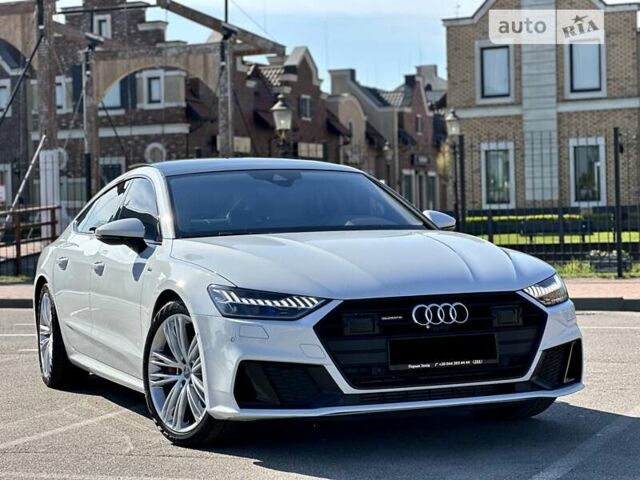 Белый Ауди A7 Sportback, объемом двигателя 3 л и пробегом 110 тыс. км за 61500 $, фото 1 на Automoto.ua