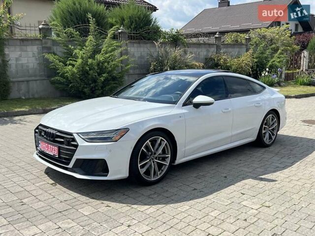 Белый Ауди A7 Sportback, объемом двигателя 2 л и пробегом 70 тыс. км за 51000 $, фото 1 на Automoto.ua