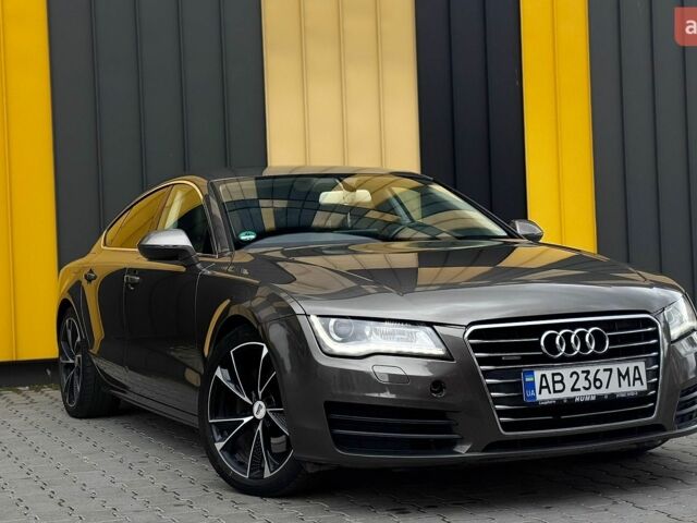Серый Ауди A7 Sportback, объемом двигателя 2.97 л и пробегом 262 тыс. км за 15000 $, фото 1 на Automoto.ua