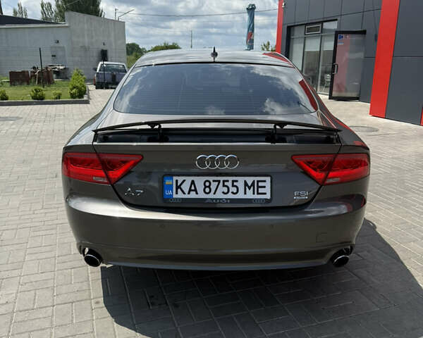 Серый Ауди A7 Sportback, объемом двигателя 2.77 л и пробегом 267 тыс. км за 16500 $, фото 1 на Automoto.ua