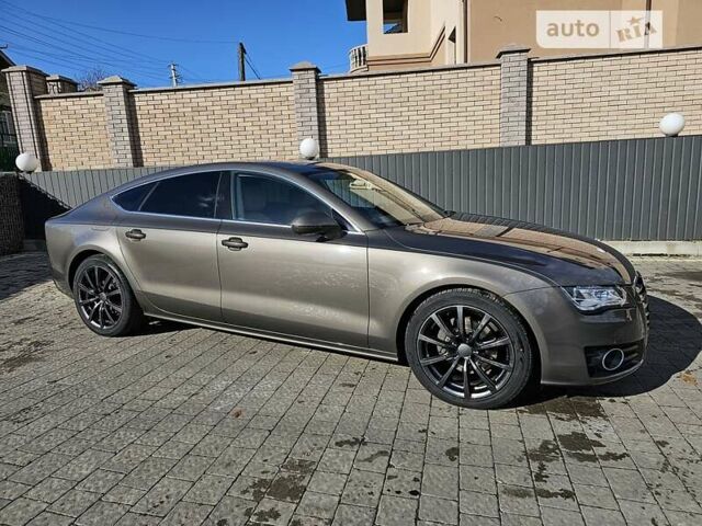 Сірий Ауді A7 Sportback, об'ємом двигуна 3 л та пробігом 210 тис. км за 20500 $, фото 1 на Automoto.ua