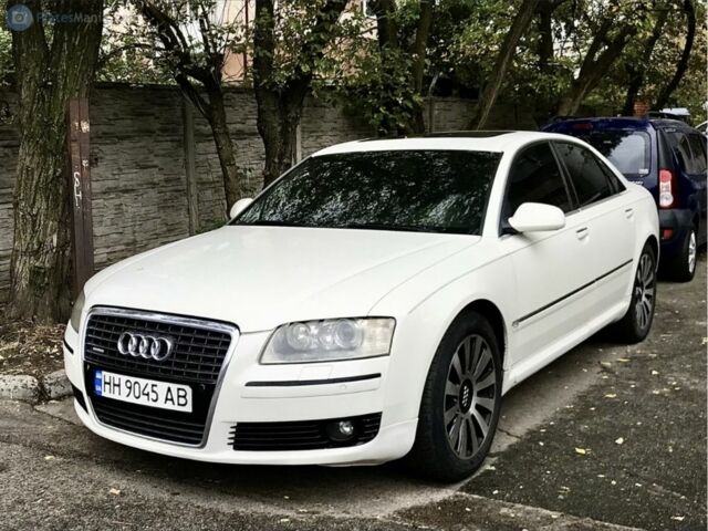 Білий Ауді A8, об'ємом двигуна 4.2 л та пробігом 220 тис. км за 8700 $, фото 1 на Automoto.ua