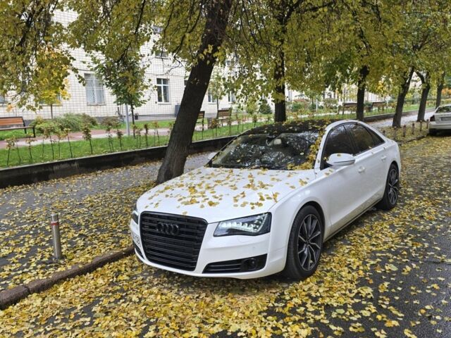 Белый Ауди А8, объемом двигателя 3 л и пробегом 185 тыс. км за 21000 $, фото 1 на Automoto.ua