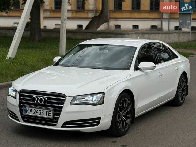 Белый Ауди А8, объемом двигателя 2.97 л и пробегом 270 тыс. км за 16000 $, фото 1 на Automoto.ua