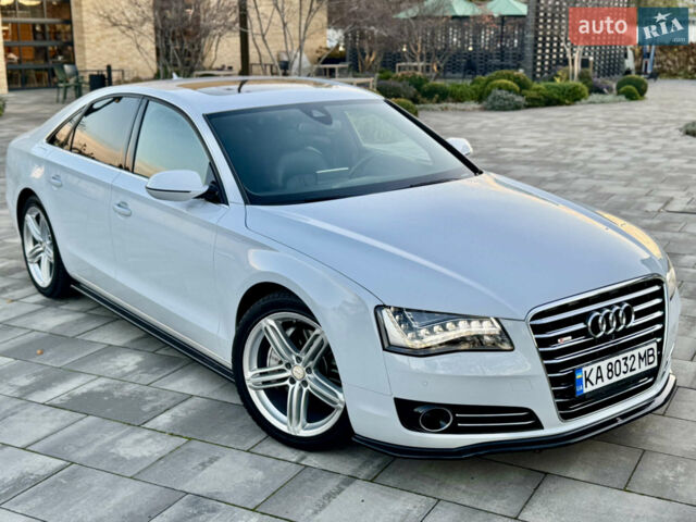 Белый Ауди А8, объемом двигателя 3 л и пробегом 187 тыс. км за 15900 $, фото 1 на Automoto.ua