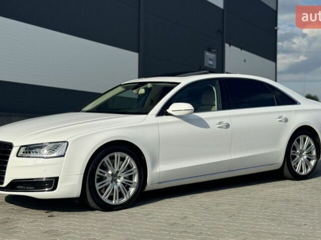 Белый Ауди А8, объемом двигателя 3 л и пробегом 158 тыс. км за 32500 $, фото 1 на Automoto.ua