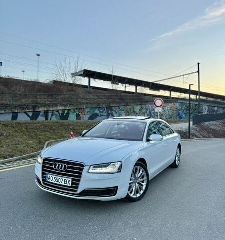 Белый Ауди А8, объемом двигателя 2.97 л и пробегом 260 тыс. км за 25500 $, фото 1 на Automoto.ua