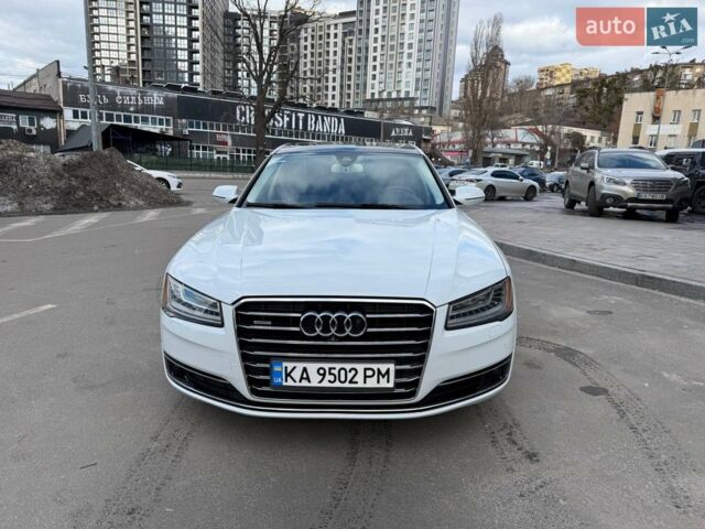 Белый Ауди А8, объемом двигателя 3.99 л и пробегом 119 тыс. км за 25500 $, фото 1 на Automoto.ua