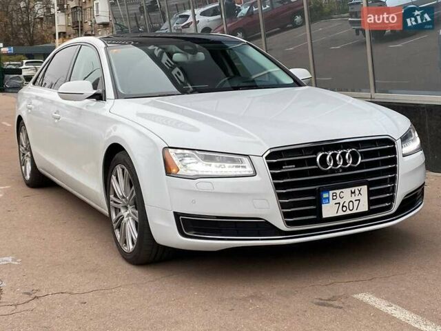 Белый Ауди А8, объемом двигателя 3 л и пробегом 216 тыс. км за 25900 $, фото 1 на Automoto.ua