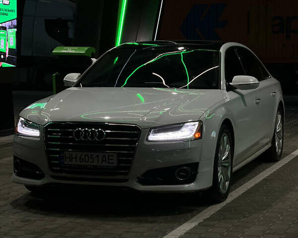 Білий Ауді A8, об'ємом двигуна 3 л та пробігом 175 тис. км за 19900 $, фото 1 на Automoto.ua