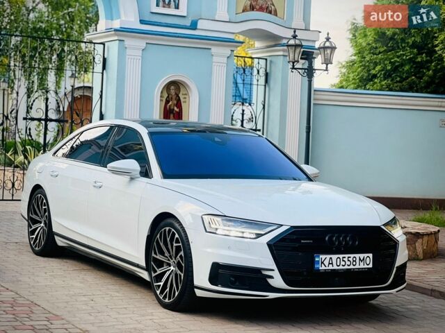 Белый Ауди А8, объемом двигателя 3 л и пробегом 155 тыс. км за 52500 $, фото 1 на Automoto.ua
