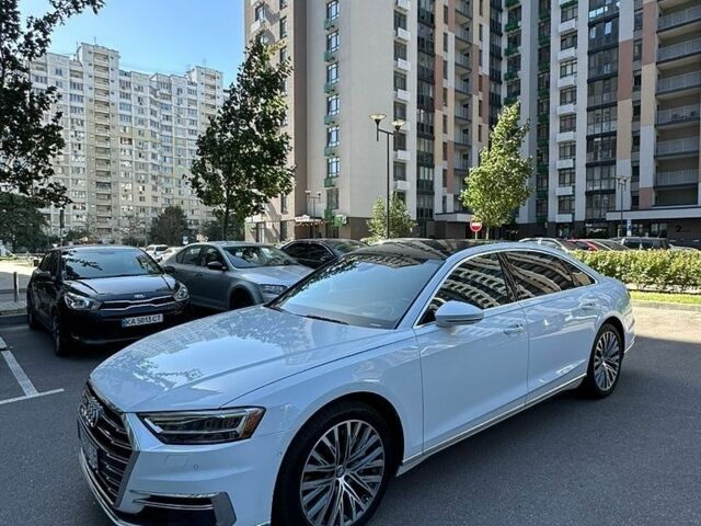 Белый Ауди А8, объемом двигателя 3 л и пробегом 179 тыс. км за 31500 $, фото 1 на Automoto.ua
