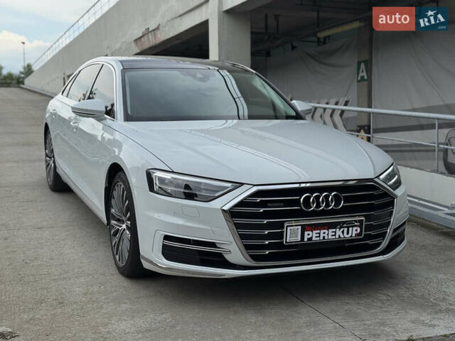 Белый Ауди А8, объемом двигателя 3.99 л и пробегом 71 тыс. км за 49999 $, фото 1 на Automoto.ua