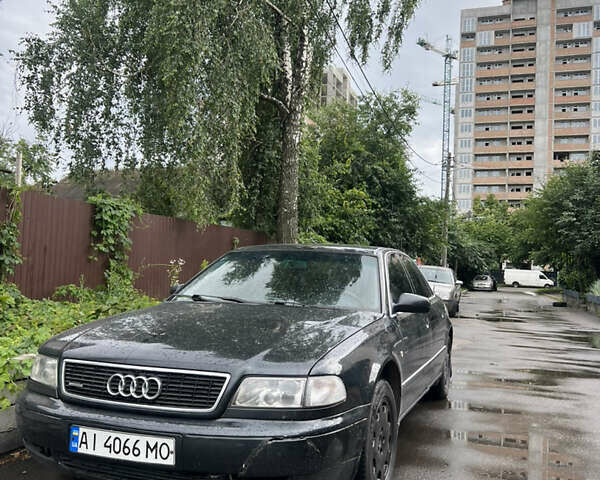 Черный Ауди А8, объемом двигателя 4.2 л и пробегом 400 тыс. км за 1950 $, фото 1 на Automoto.ua