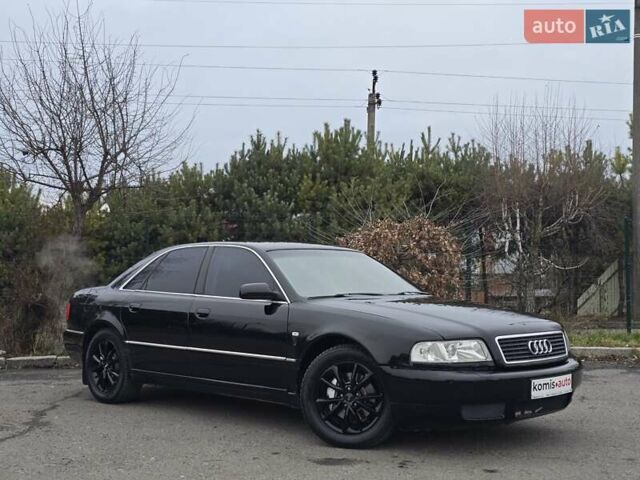 Черный Ауди А8, объемом двигателя 3.7 л и пробегом 286 тыс. км за 4499 $, фото 1 на Automoto.ua