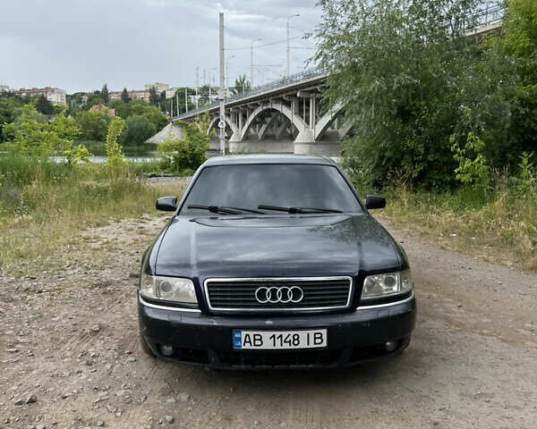 Черный Ауди А8, объемом двигателя 3.3 л и пробегом 330 тыс. км за 3400 $, фото 1 на Automoto.ua