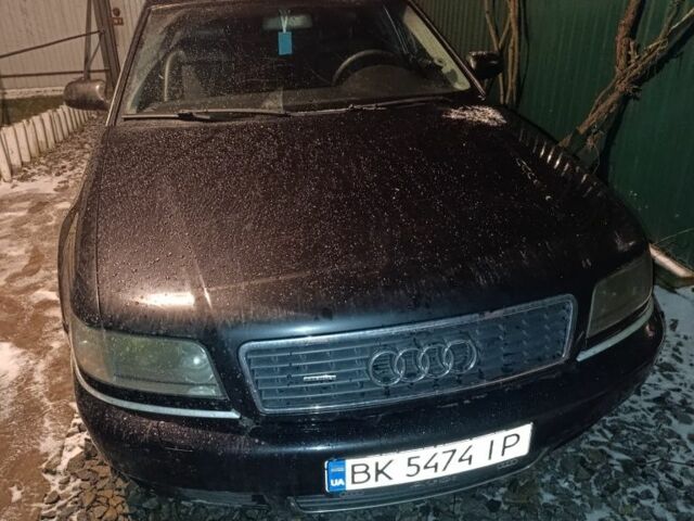 Черный Ауди А8, объемом двигателя 3.3 л и пробегом 289 тыс. км за 7200 $, фото 1 на Automoto.ua