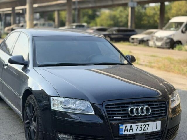 Чорний Ауді A8, об'ємом двигуна 4.2 л та пробігом 390 тис. км за 6005 $, фото 1 на Automoto.ua