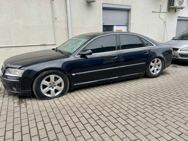 Черный Ауди А8, объемом двигателя 3.7 л и пробегом 315 тыс. км за 3150 $, фото 1 на Automoto.ua