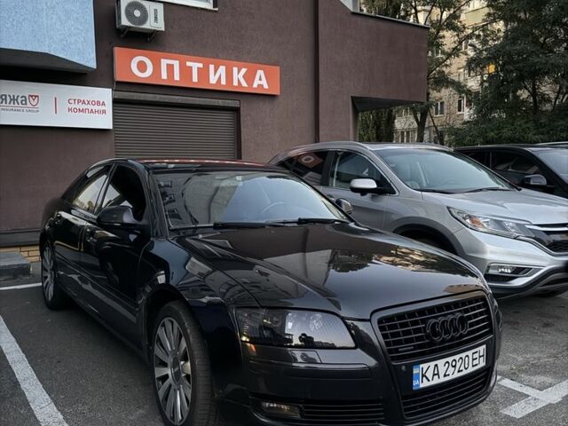 Черный Ауди А8, объемом двигателя 3.1 л и пробегом 290 тыс. км за 9102 $, фото 1 на Automoto.ua