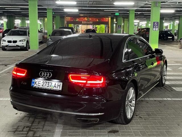 Чорний Ауді A8, об'ємом двигуна 3 л та пробігом 205 тис. км за 17250 $, фото 1 на Automoto.ua