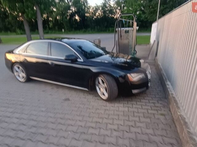 Чорний Ауді A8, об'ємом двигуна 3 л та пробігом 262 тис. км за 16900 $, фото 1 на Automoto.ua