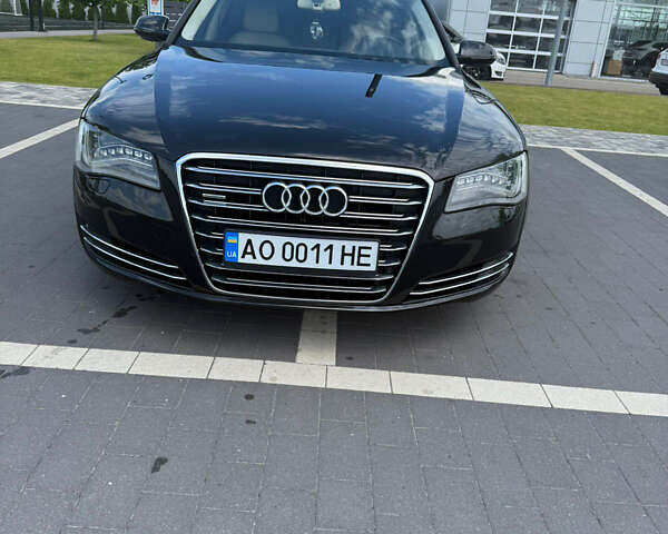 Чорний Ауді A8, об'ємом двигуна 3 л та пробігом 300 тис. км за 20000 $, фото 1 на Automoto.ua