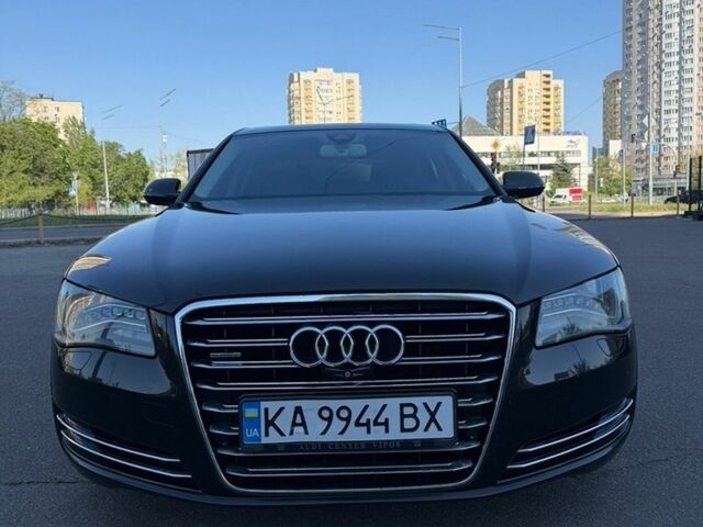 Черный Ауди А8, объемом двигателя 4.2 л и пробегом 111 тыс. км за 15999 $, фото 1 на Automoto.ua