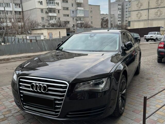 Чорний Ауді A8, об'ємом двигуна 3 л та пробігом 270 тис. км за 17800 $, фото 1 на Automoto.ua