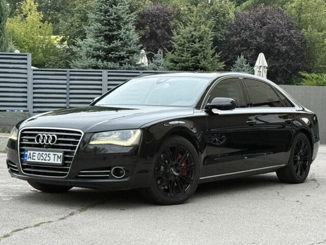Чорний Ауді A8, об'ємом двигуна 4 л та пробігом 218 тис. км за 13484 $, фото 1 на Automoto.ua