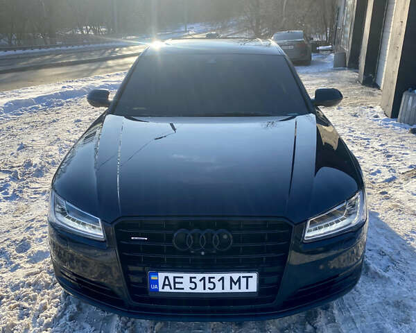 Черный Ауди А8, объемом двигателя 3.99 л и пробегом 194 тыс. км за 21500 $, фото 1 на Automoto.ua
