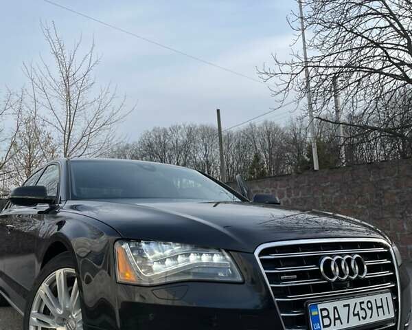 Чорний Ауді A8, об'ємом двигуна 3 л та пробігом 199 тис. км за 18000 $, фото 1 на Automoto.ua