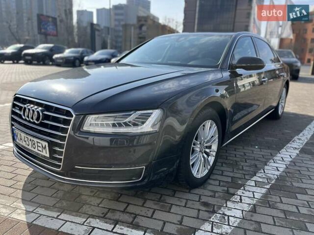 Черный Ауди А8, объемом двигателя 3 л и пробегом 172 тыс. км за 28000 $, фото 1 на Automoto.ua