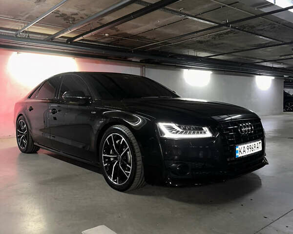 Чорний Ауді A8, об'ємом двигуна 4.13 л та пробігом 170 тис. км за 48500 $, фото 1 на Automoto.ua