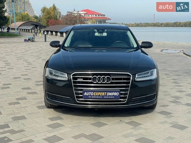 Чорний Ауді A8, об'ємом двигуна 2.97 л та пробігом 228 тис. км за 24900 $, фото 1 на Automoto.ua