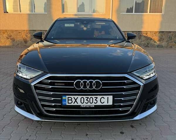 Черный Ауди А8, объемом двигателя 3 л и пробегом 166 тыс. км за 51000 $, фото 1 на Automoto.ua