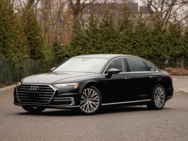 Чорний Ауді A8, об'ємом двигуна 3 л та пробігом 45 тис. км за 24000 $, фото 1 на Automoto.ua