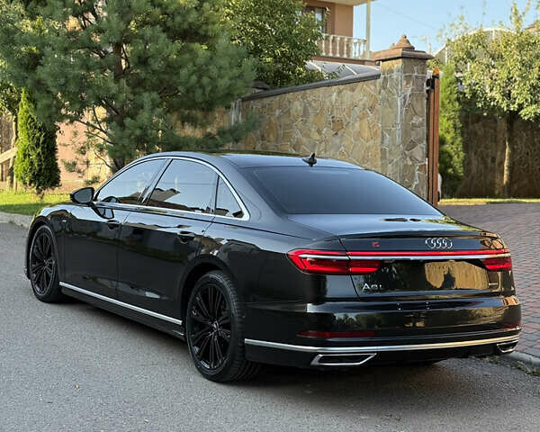 Чорний Ауді A8, об'ємом двигуна 3.99 л та пробігом 111 тис. км за 55700 $, фото 1 на Automoto.ua