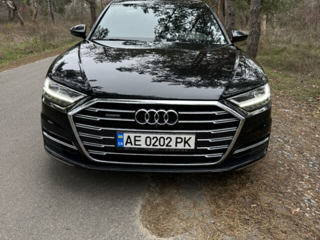 Черный Ауди А8, объемом двигателя 3 л и пробегом 124 тыс. км за 51000 $, фото 1 на Automoto.ua